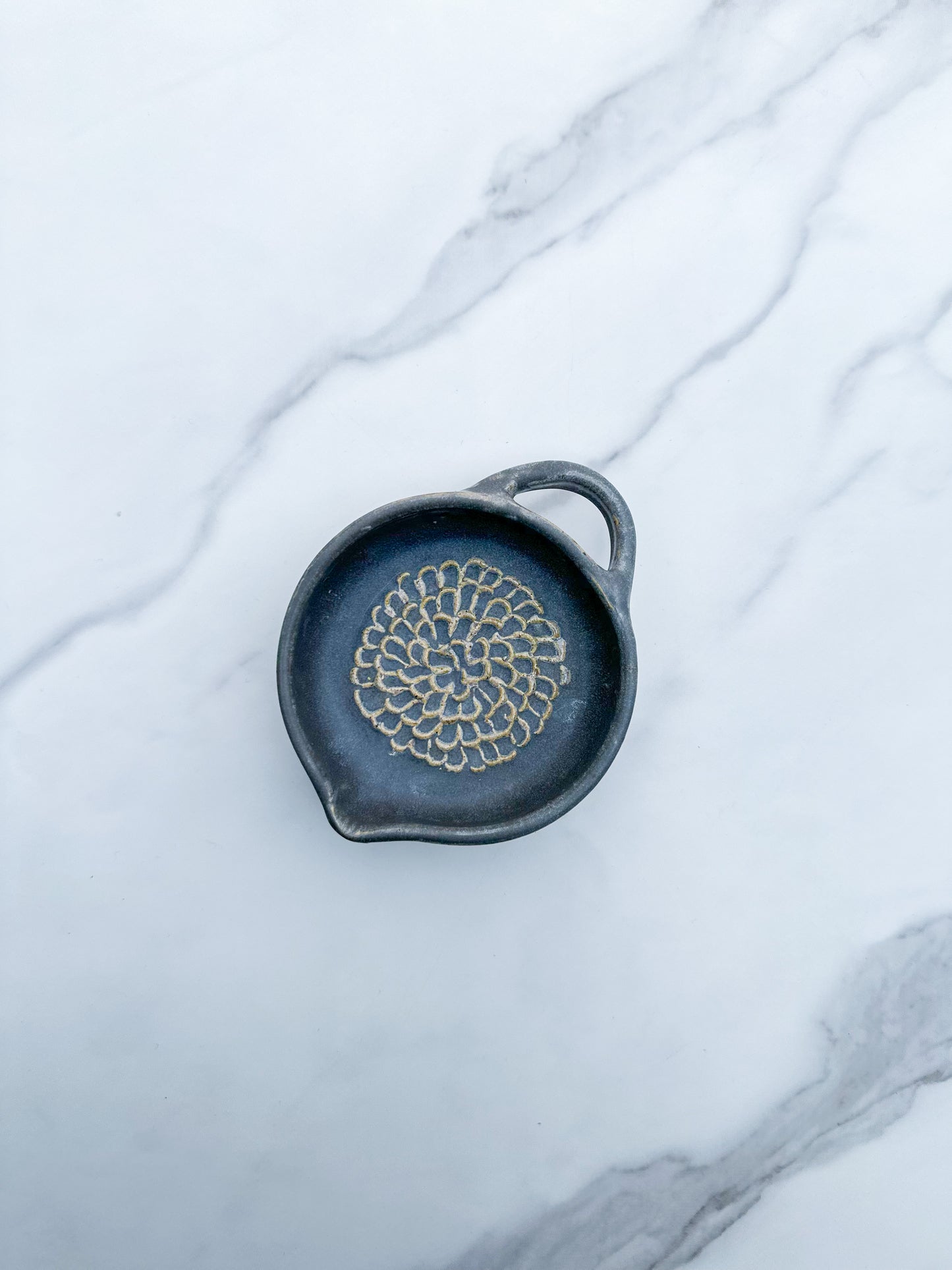 GARLIC GRATER - SLATE GREY