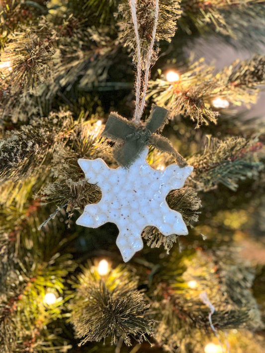 DIMPLE SNOWFLAKE ORNAMENT - WHITE