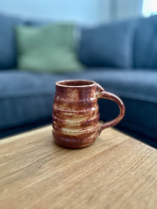 VINTAGE BROWN WAVY MUG