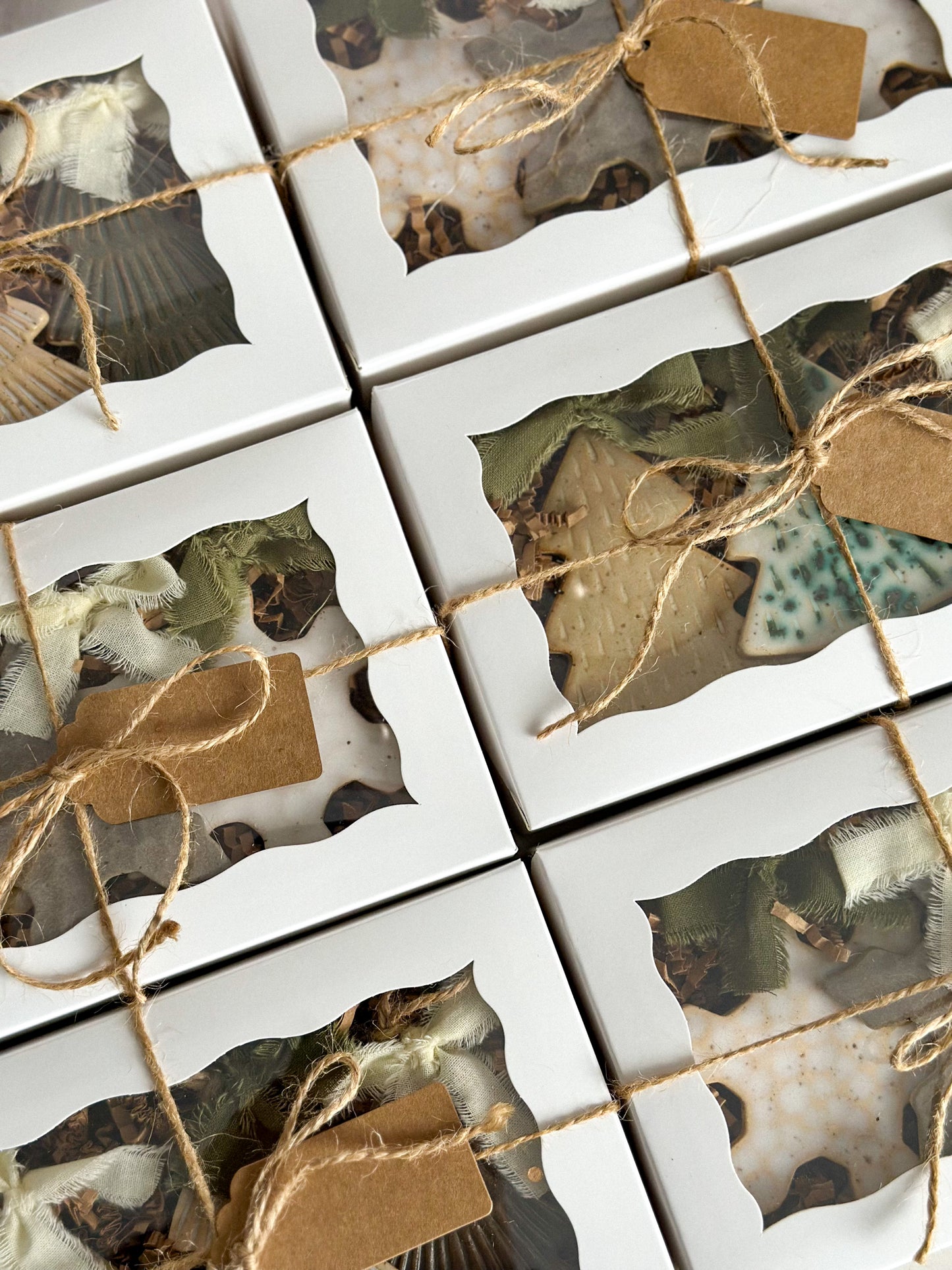 ORNAMENT GIFT BOX - TREE TRIO