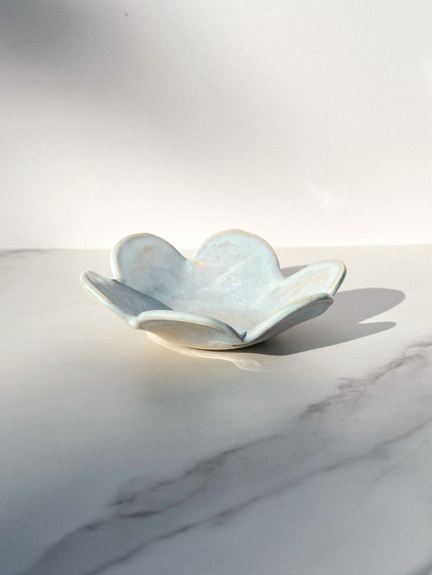 FLOWER TRINKET DISH - BLUE NEBULA