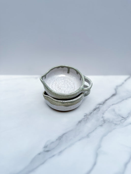 GARLIC GRATER - WHITE + GREEN DRIP