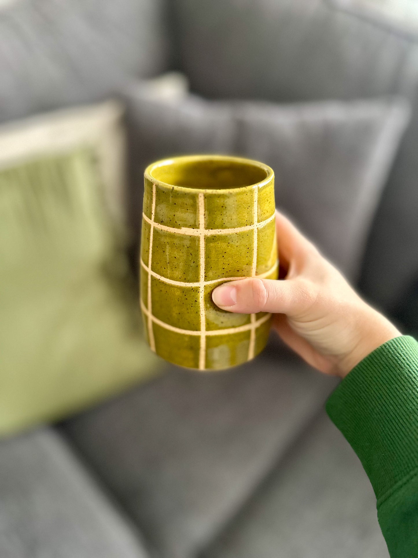 GREEN GRID THUMB CUP