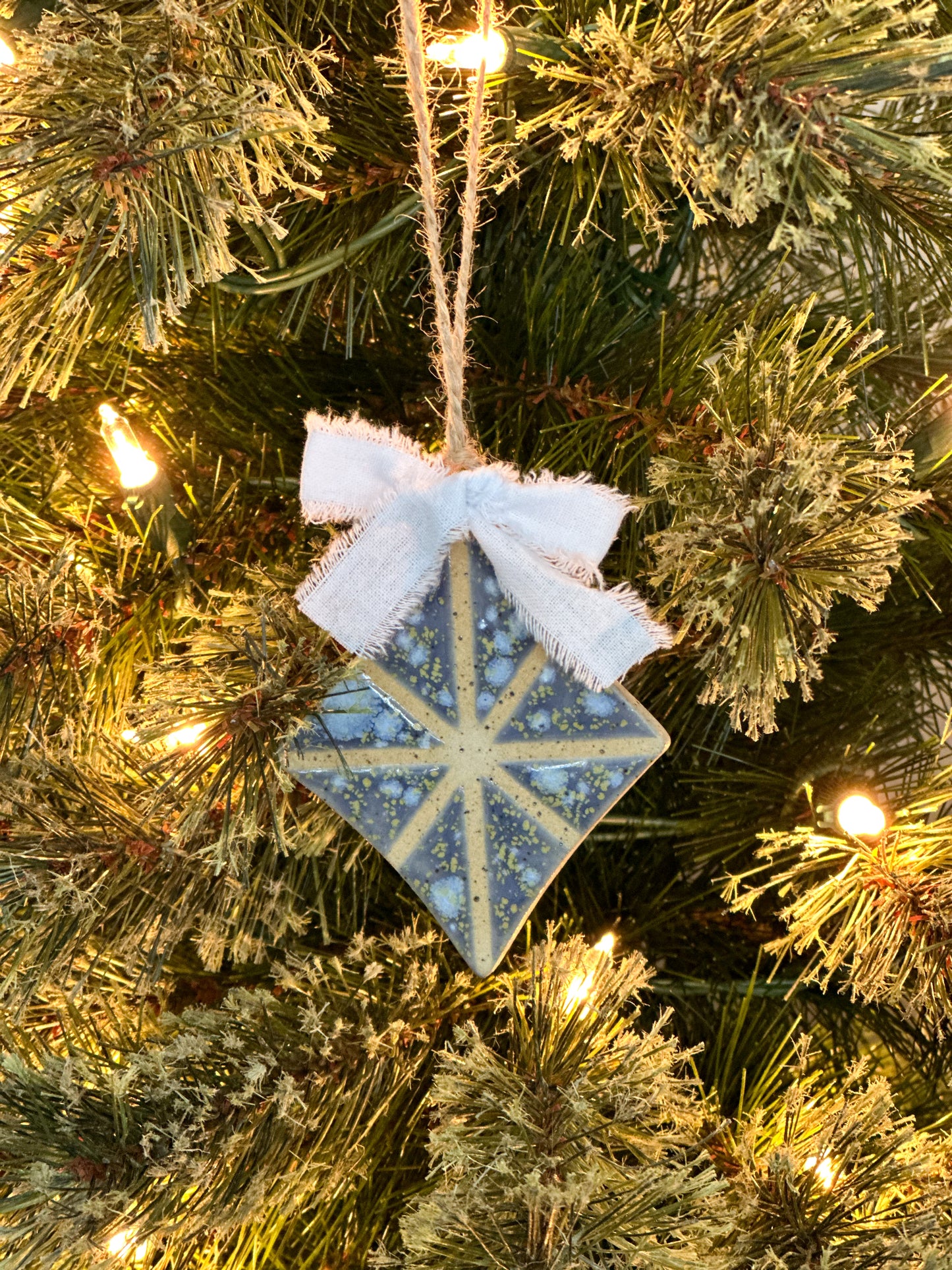 DIAMOND ORNAMENT -PURPLE