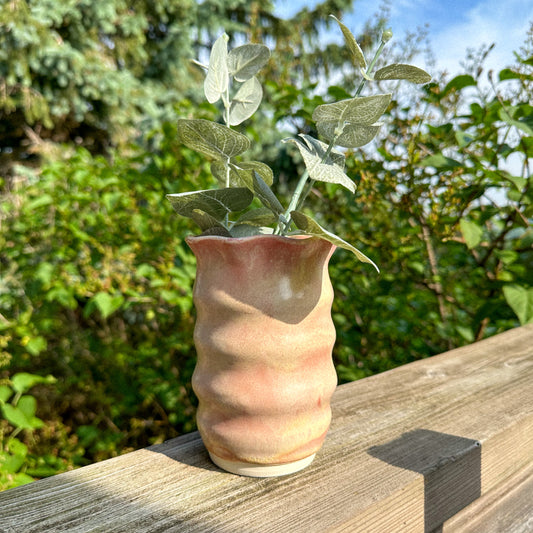 WAVY VASE - COTTON CANDY