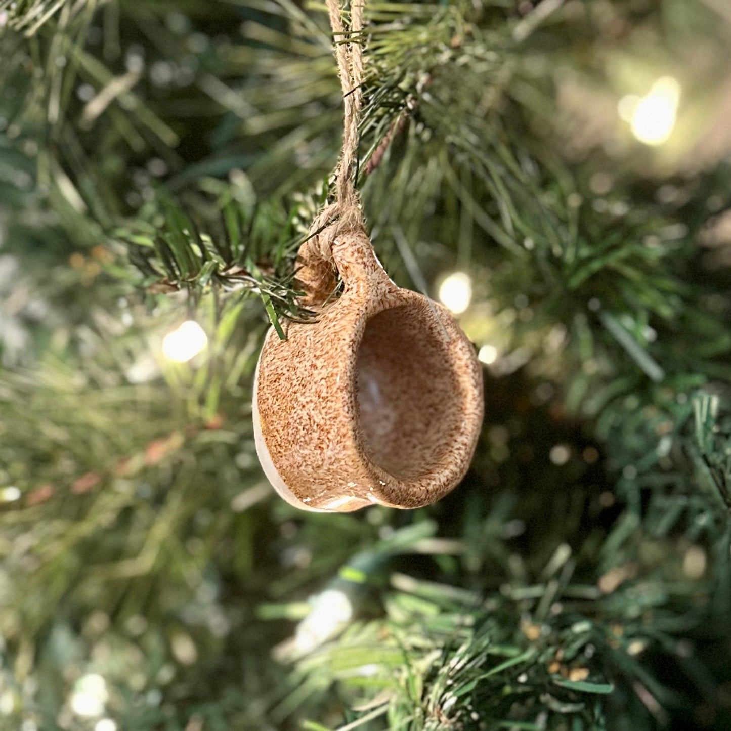 MINI MUG ORNAMENT - SPECKLED MOCHA