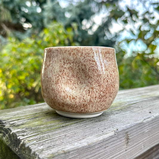 ROUND THUMB PRINT CUP - SPECKLED MOCHA