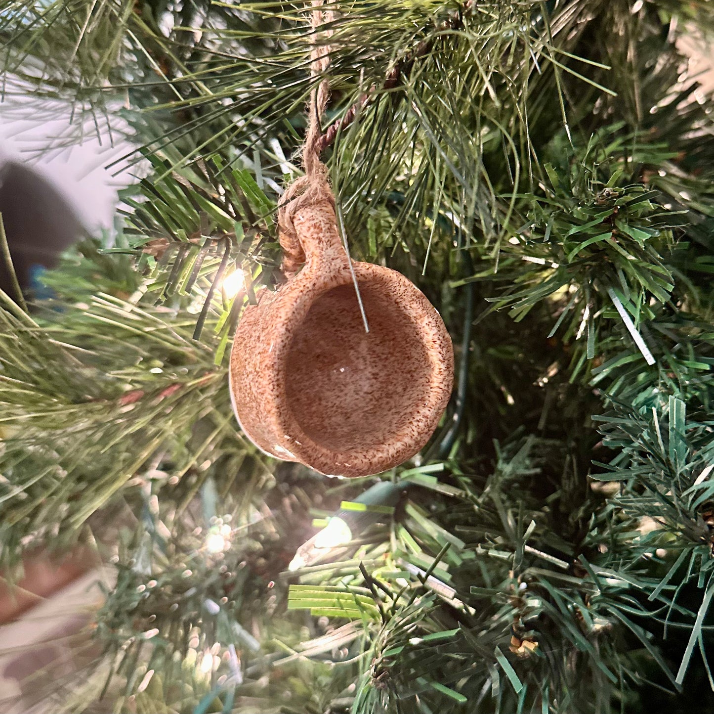 MINI MUG ORNAMENT - SPECKLED MOCHA