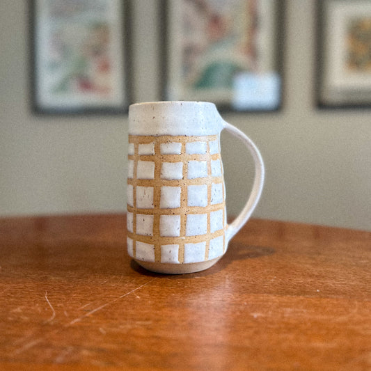 GRID MUG - WHITE